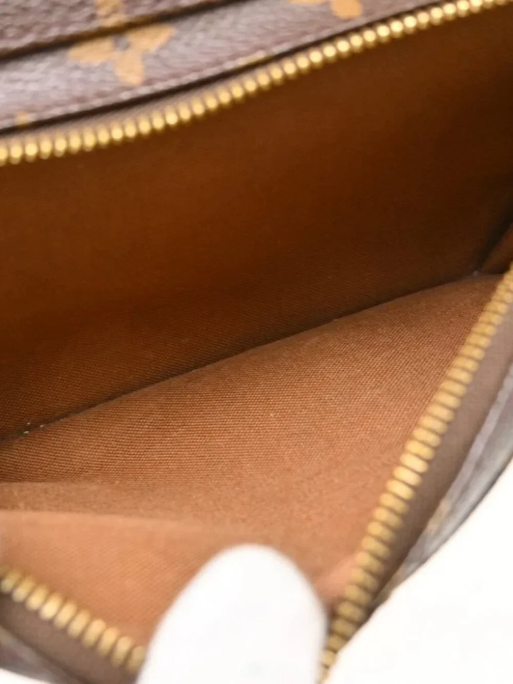 LOUIS VUITTON MONTSOURIS GM BACKPACK MONOGRAM